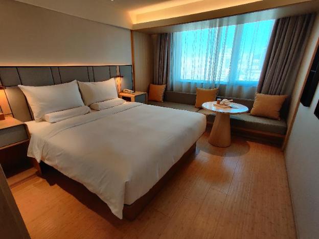ji hotel qingdao xianggang zhong road