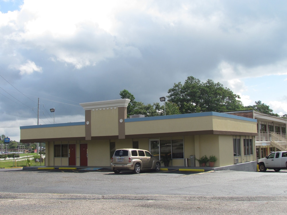 Red Carpet Inn,Georgia>>Augusta,2 star