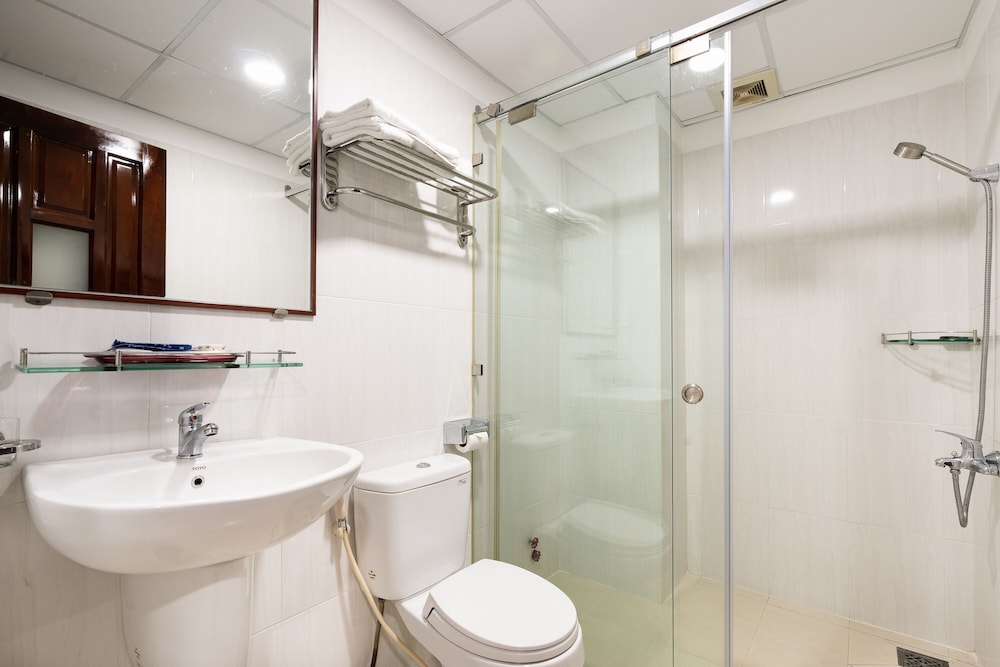 hoang hoang hotel