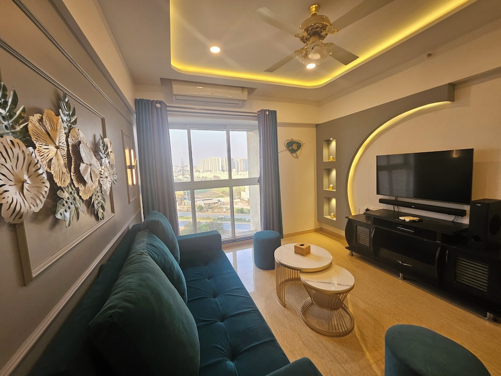 golf chateau serviced apartments