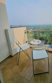 golf chateau serviced apartments
