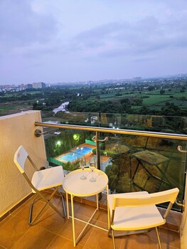 golf chateau serviced apartments