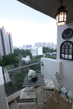 golf chateau serviced apartments