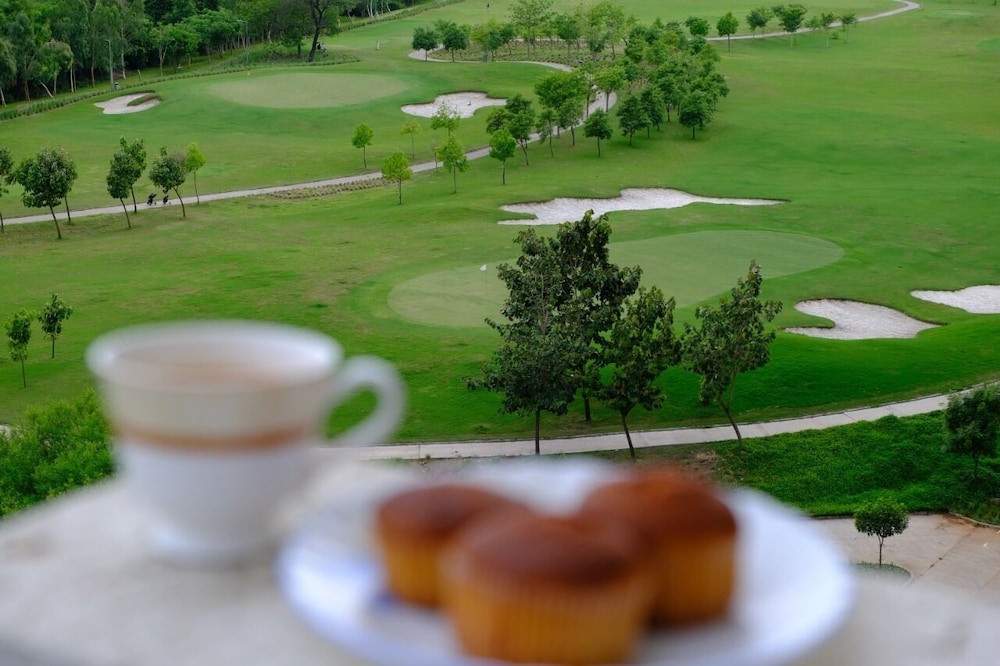 golf chateau serviced apartments