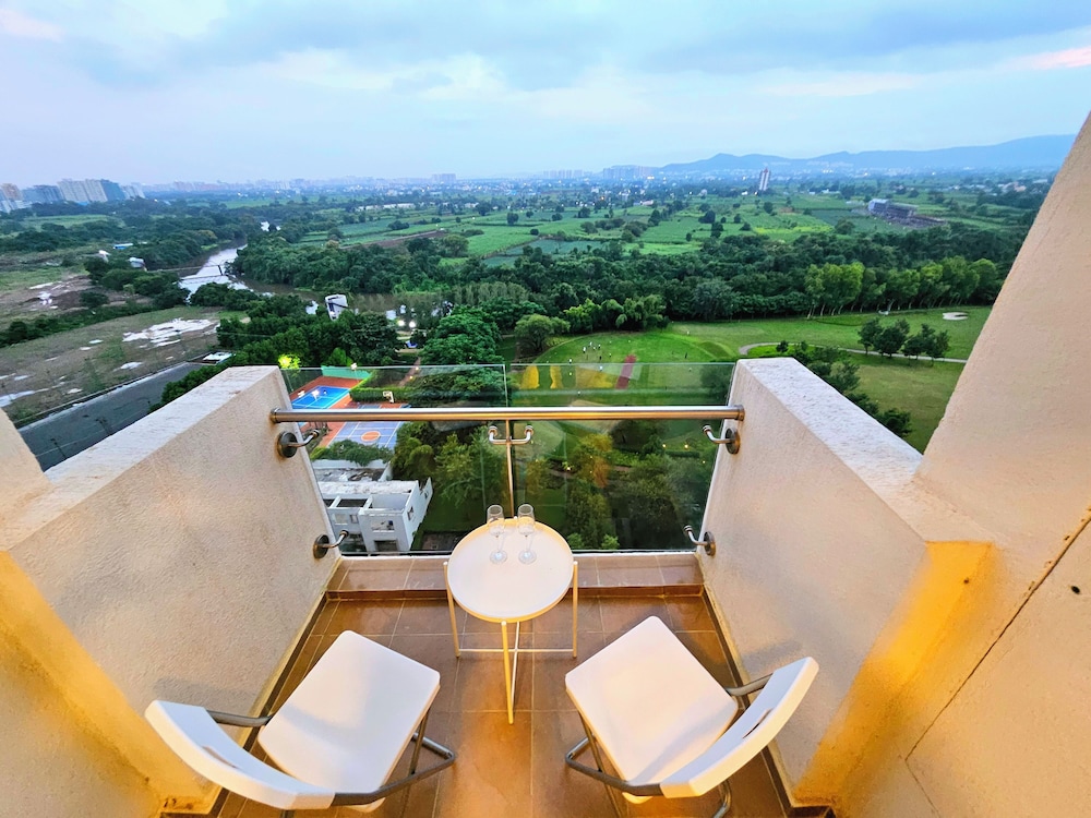 golf chateau serviced apartments
