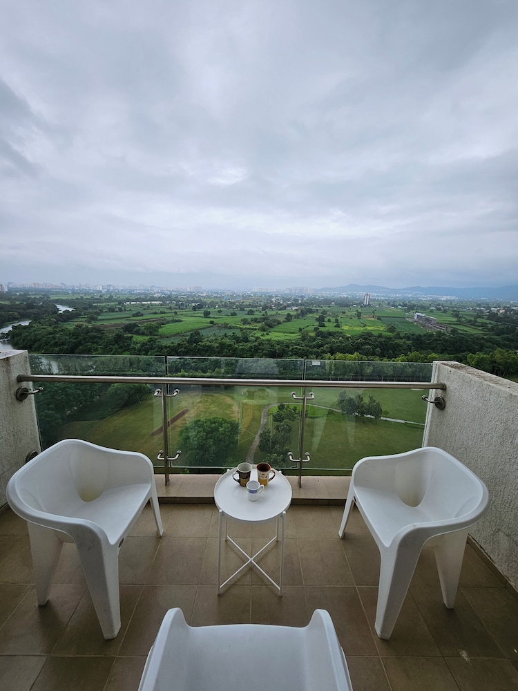 golf chateau serviced apartments