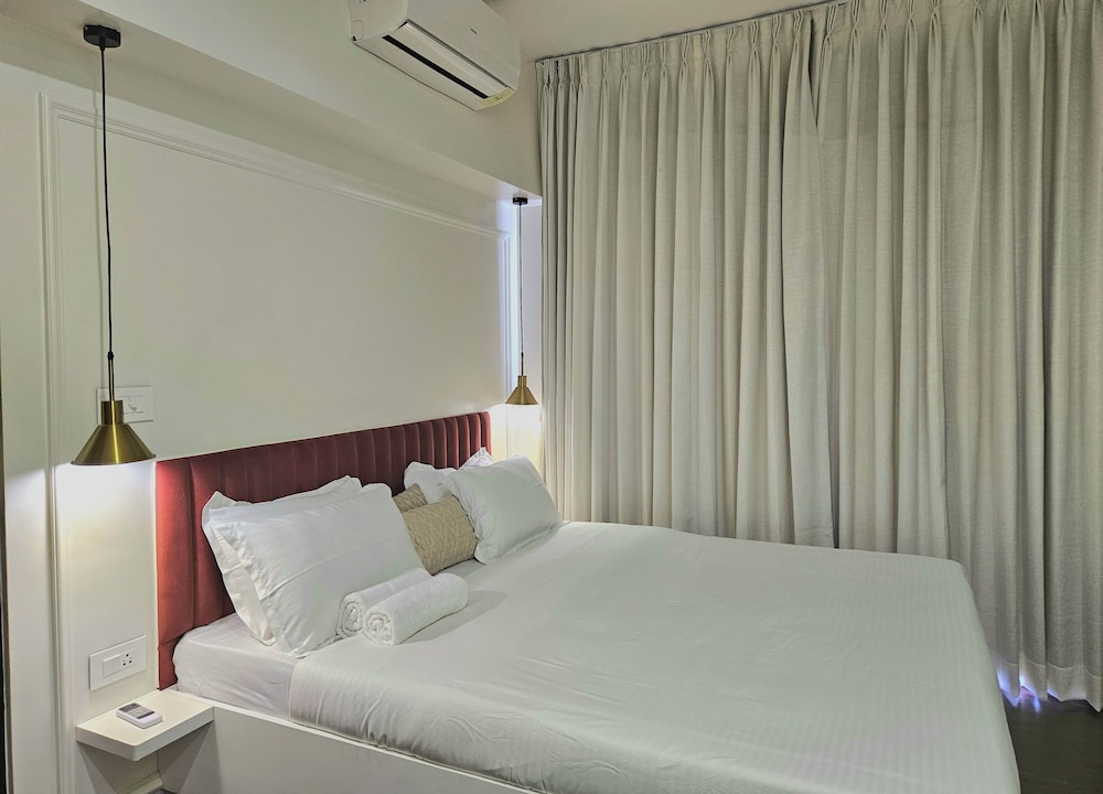 golf chateau serviced apartments