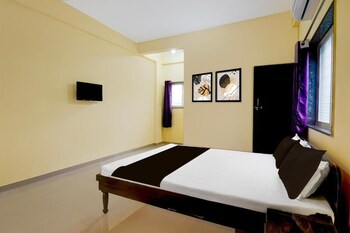 Hotel Jayesh Palace,Ramdara Rd Plot No- 1891,2 star