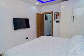 Eliz Apartment,,5 star
