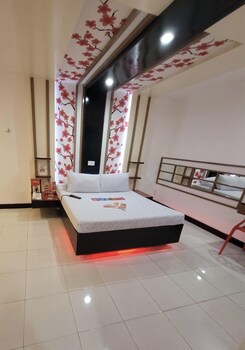 hotel sogo quirino motor drive inn