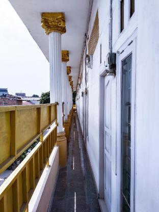 namroom at jatiwaringin