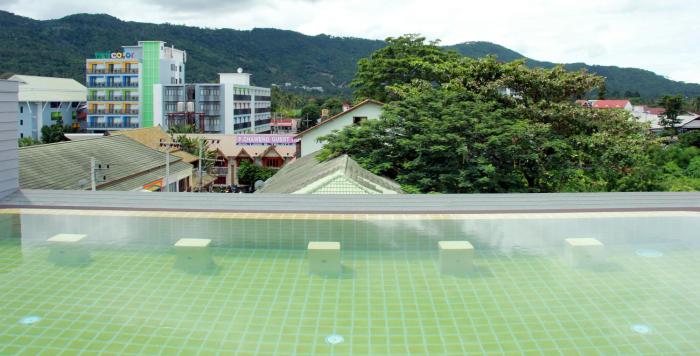 cheeky monkeys samui