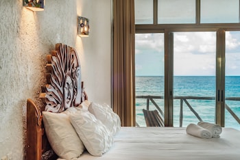 ventanas al mar adults only
