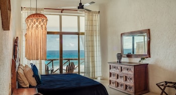 ventanas al mar adults only