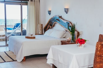 ventanas al mar adults only