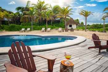 ventanas al mar adults only