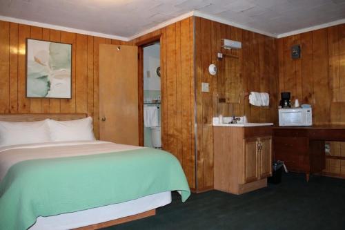 paddle inn