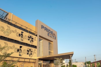 Pride Elite Himmatnagar,,3 star