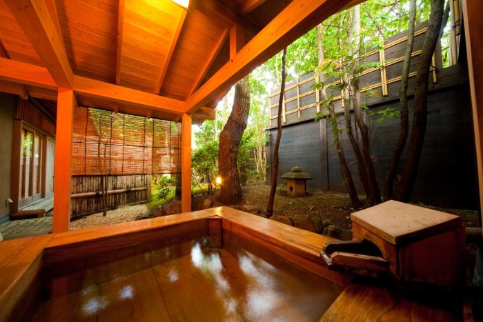 yufuin onsen ryotei tanokura