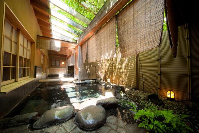 yufuin onsen ryotei tanokura