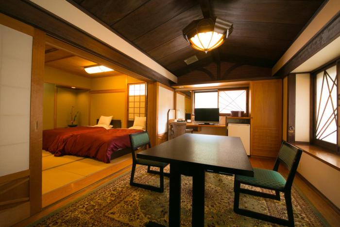 yufuin onsen ryotei tanokura