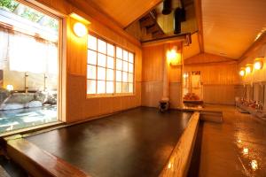 yufuin onsen ryotei tanokura