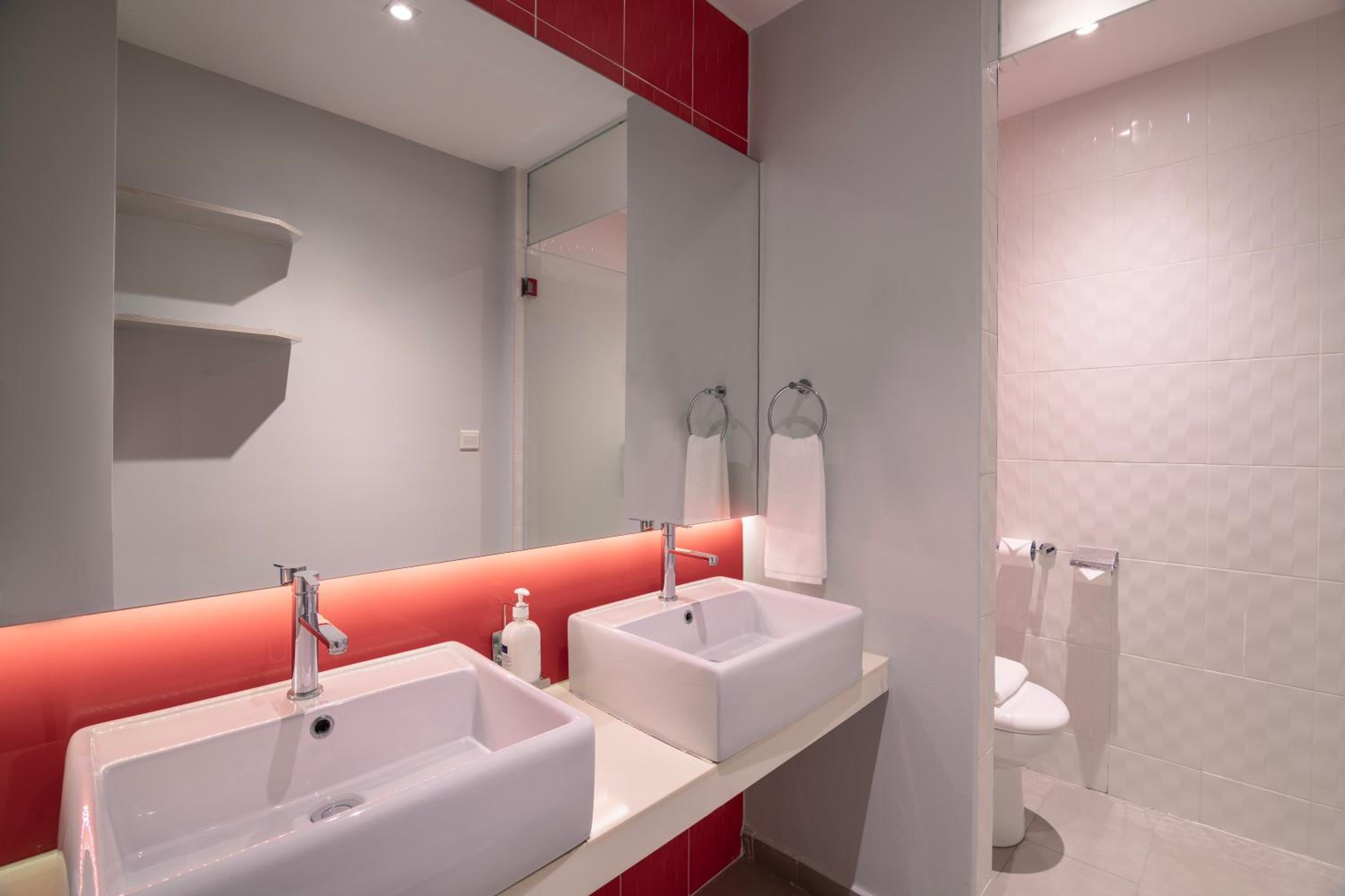 holiday inn express and suites johor bahru by ihg