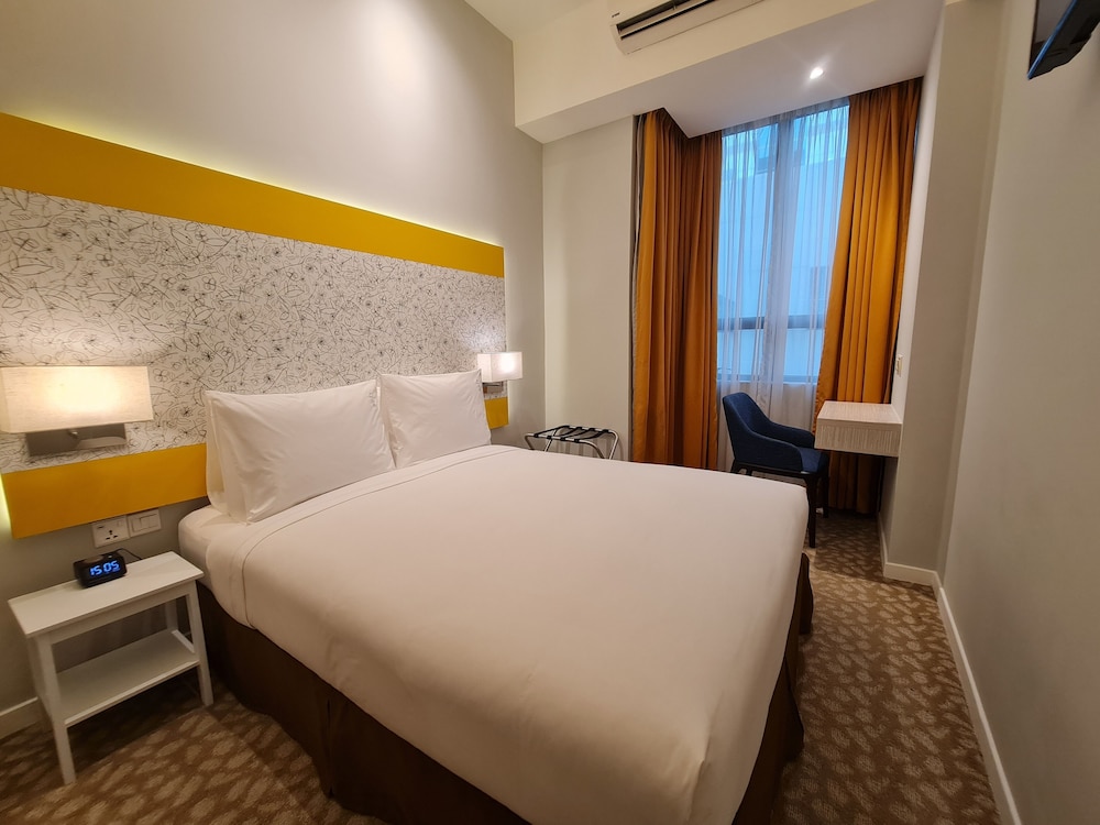 holiday inn express and suites johor bahru by ihg