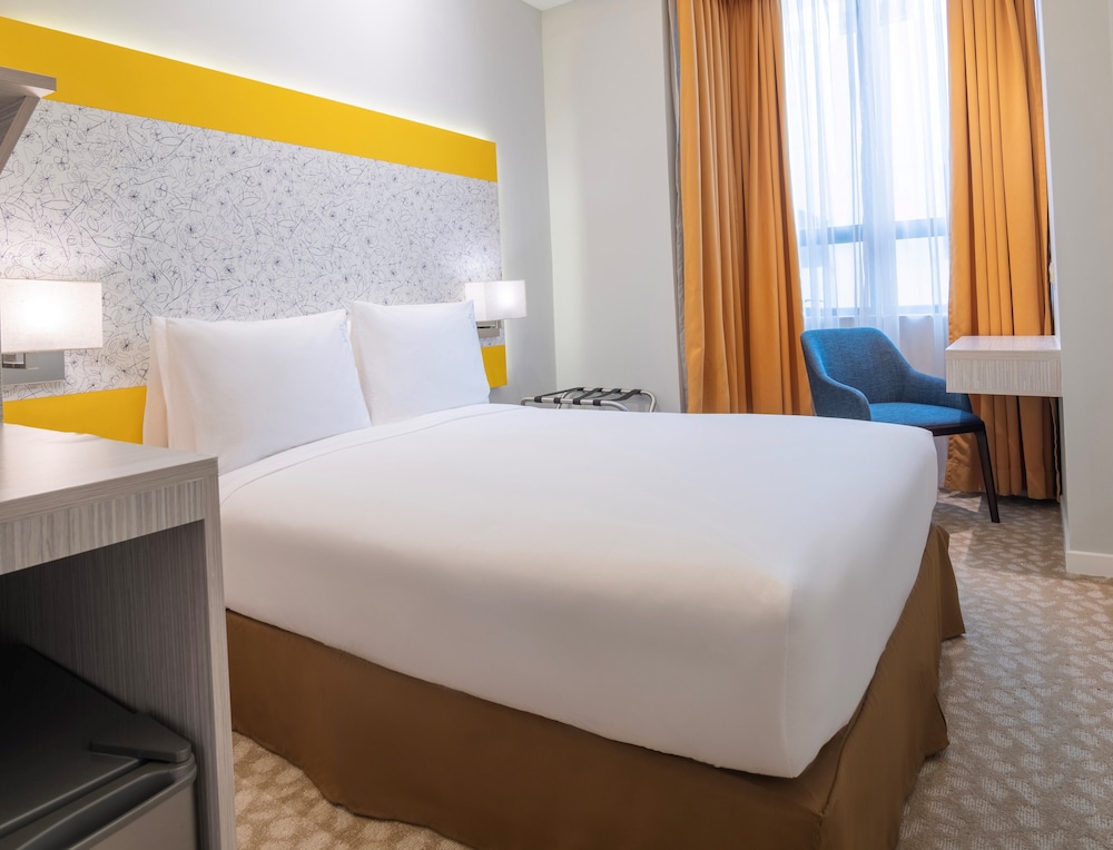 holiday inn express and suites johor bahru by ihg