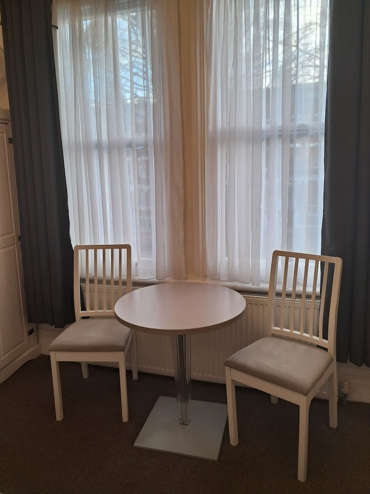 primrose guest house