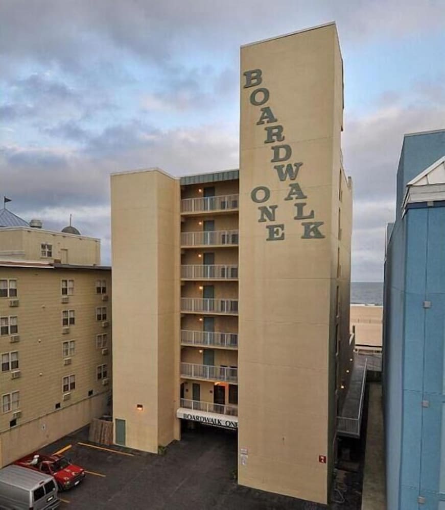 boardwalk one by capital vacations