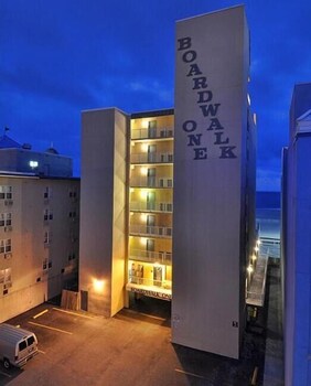 boardwalk one by capital vacations