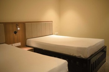 Mahamaya Hotel,Gohpur, Near Astc Bus Stand,2 star