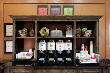 Hampton Inn & Suites Austin-Airport,Austin County>>Austin,3 star