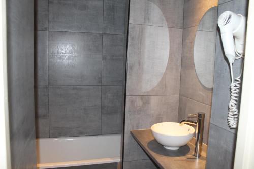Hotel Les Portes D'or,Meurthe-Et-Moselle>>Dommartemont,2 star