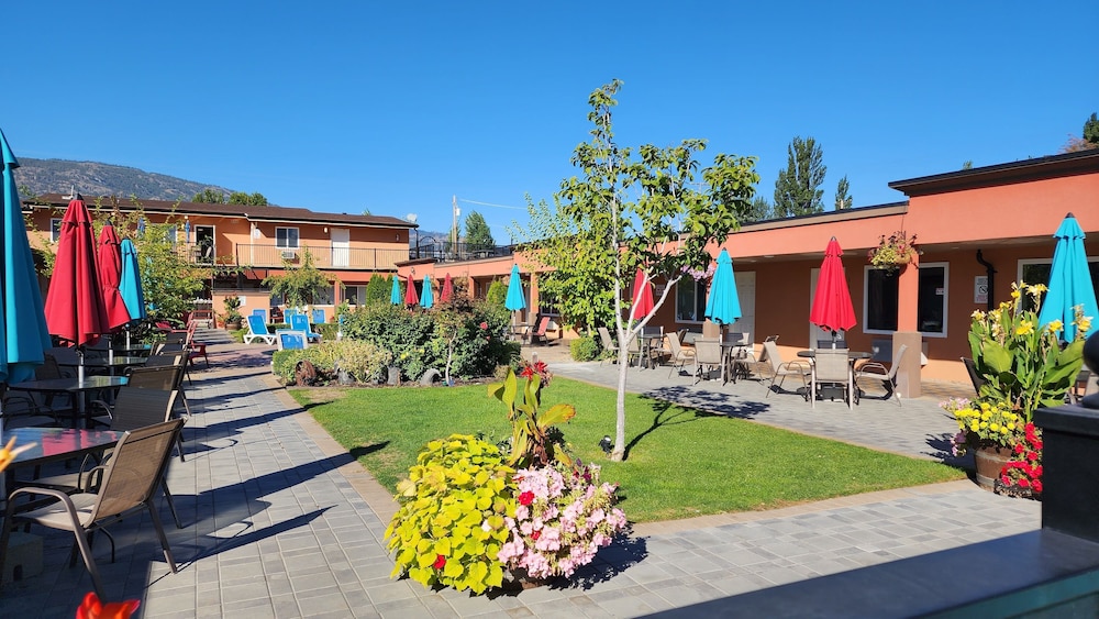 sahara courtyard inn