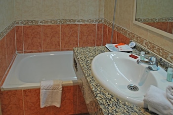 hotel piccadilly sitges