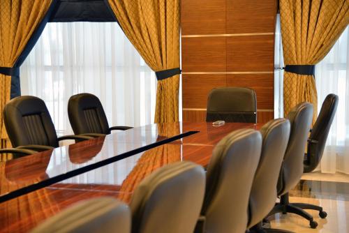 nozol royal inn hotel