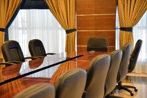 nozol royal inn hotel