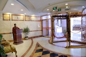nozol royal inn hotel