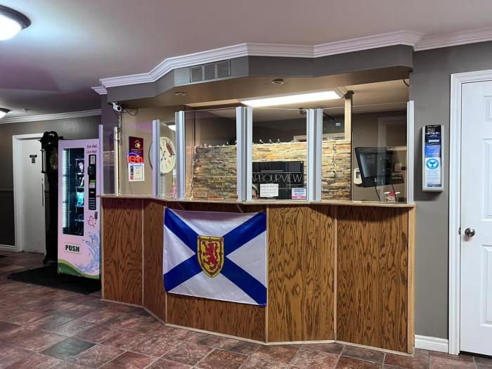 harbourview inn and suites