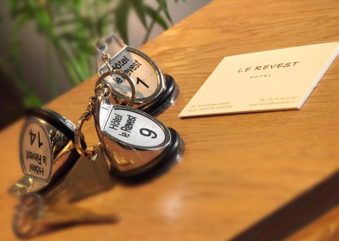 brit hotel confort le revest sainte maxime