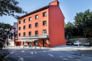 Hotel Saint Clair,Lourdes>>Hautes-Pyrénées,2 star