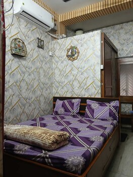 Dev Inn Atithi Grih,D 17 36 Bhuteswar Gali Dashawamedh Varanasi,2 star