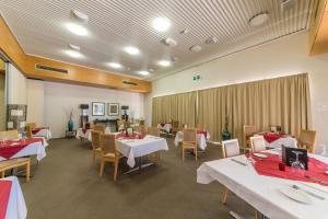 capella coach inn