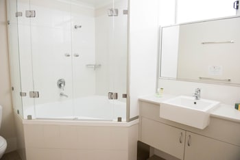 capella coach inn