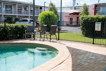 capella coach inn