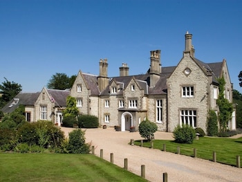 Langrish House,Gosport>>East Meon,2 star
