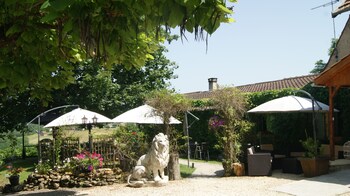 hotel bien etre aux cypres de marquay