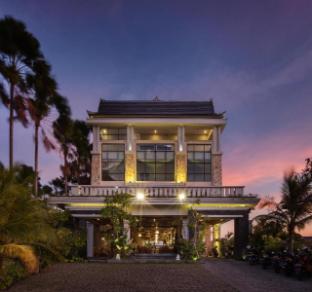 paragon hotel seminyak